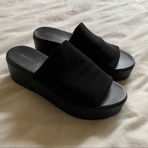 madden girl shelbie women's wedge sandals